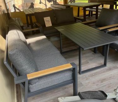 Nesvady Apartment | Apartman - Garden - Vendégház 2