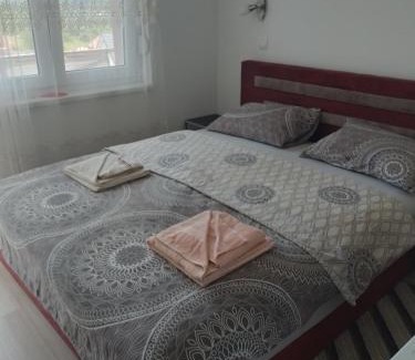 Vrdnik Apartment | Apartmani Bani