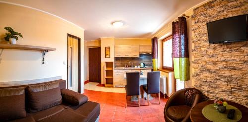 Demanova House | Apartmany Veverica