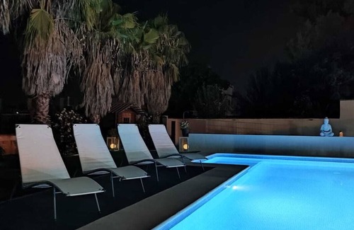 Espartinas Apartment | Apartment 2, Chalet Manzano 15 min from Seville