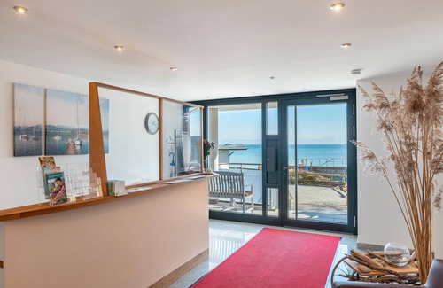 Immenstaad am Bodensee Apartment | Apartment 'Apt Typ A1' with Shared Terrace, Shared Garden and Wi-Fi