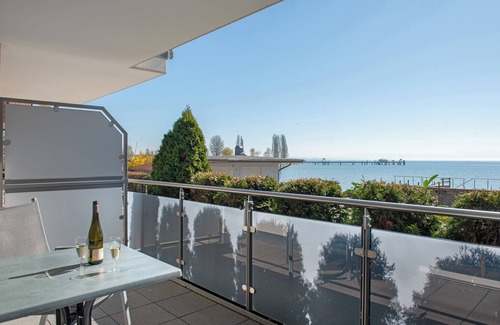 Immenstaad am Bodensee Apartment | Apartment 'Apt Typ A1' with Shared Terrace, Shared Garden and Wi-Fi