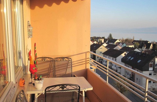 Immenstaad am Bodensee Apartment | Apartment 'Bär' with Lake View, Balcony and Wi-Fi