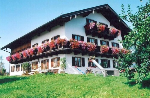 Seeon-Seebruck Apartment | Apartment 1, 52 sqm for 1-4 persons with balcony
