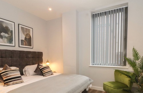 Crosby Apartment | APARTMENT 1 - CROSBY GARDENS, family friendly in Waterloo, Merseyside