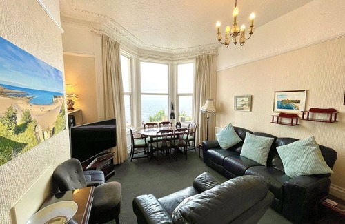 Cullercoats Apartment | Apartment 1 of 6 on coast cosy for 2