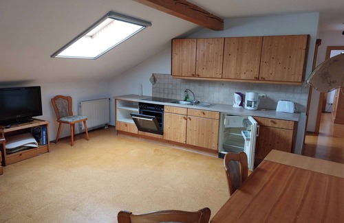 Seeon-Seebruck Apartment | Apartment 2, 60 sqm for 1-5 persons with balcony