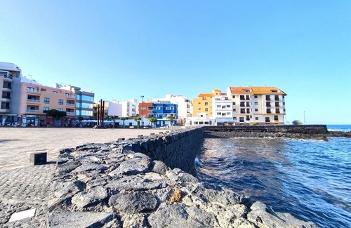 Puerto de Guimar Apartment | Apartment 2 minutes from the beach! Ideal for a few days with family and couples.