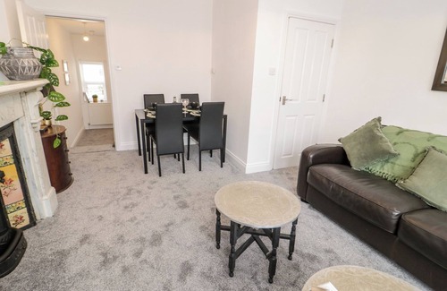 Llandudno Cottage | APARTMENT 2, family friendly in Llandudno