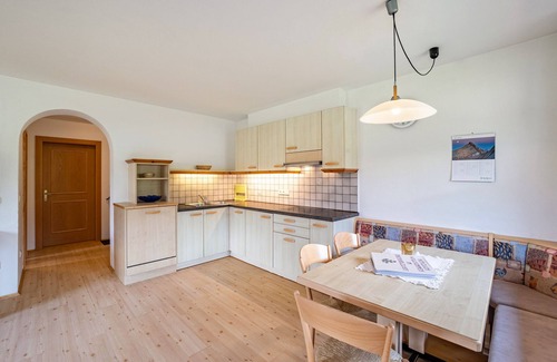 Valdaora di Sopra Apartment | Apartment '2' with Mountain View, Shared Garden and Wi-Fi