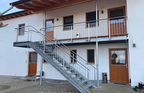 Nerenstetten Apartment | Apartment '2' with Shared Terrace, Shared Garden and Wi-Fi