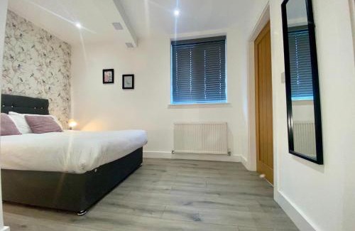 Eccles Apartment | Apartment 4