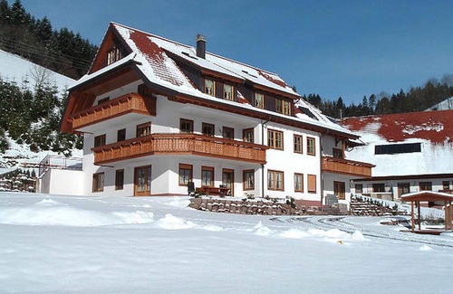 Hausach Apartment | Apartment '4' with Shared Pool and Wi-Fi
