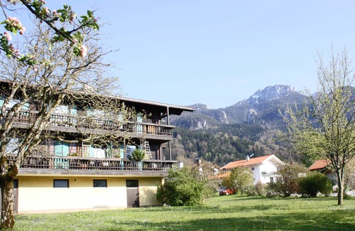 Aschau im Chiemgau Apartment | Apartment 40 sqm living/bedroom and balcony