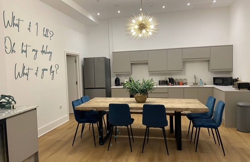 York Apartment | Apartment 5 (4 bedrooms, sleeps x 15)