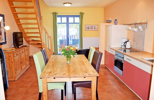 Lobbe Apartment | Apartment 5 with fireplace and terrace Nixenhus - Ferienappartements zum