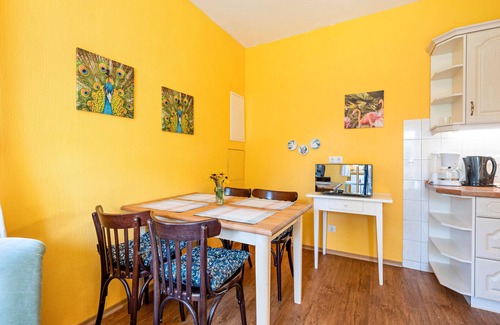 Neuenkirchen Apartment | Apartment '7' with Wi-Fi