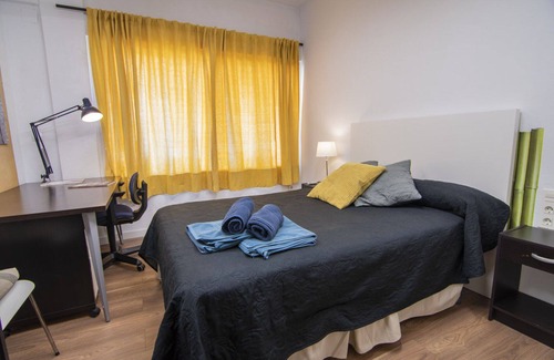 Figares Apartment | Apartment 8 people 3dR (8p). pickups
