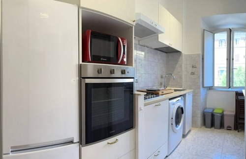 Esquilino Apartment | APARTMENT A FEW MINUTES FROM THE COLOSSEUM