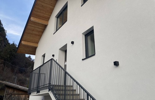 Longomoso Apartment | Apartment "Alpenglow Terra" with Mountain View, Private Terrace & Wi-Fi