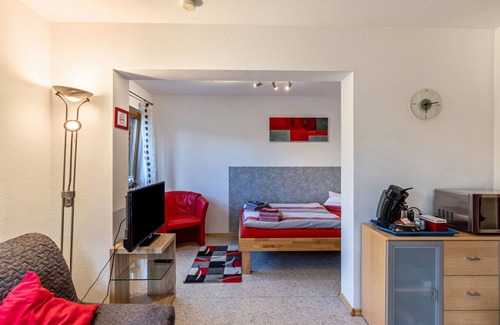 Moessingen Apartment | Apartment 'An Der Schwäbischen Alb' with Private Terrace and Wi-Fi