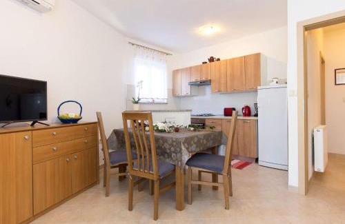 Golovik Apartment | Apartment Andrea-2 by Interhome