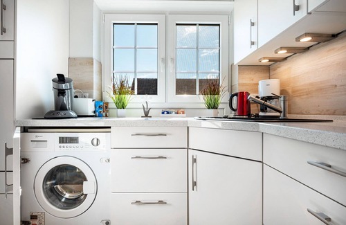 Wischhafen Apartment | Apartment 'Ankerplatz' with Balcony and Wi-Fi