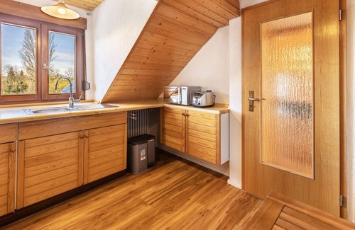 Ohningen Apartment | Apartment 'Anne' with Lake View, Balcony and Wi-Fi