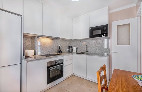 Puerto de Pollensa Apartment | Apartment 'Apartamento Pine Walk' with Sea View, Wi-Fi and Air Conditioning