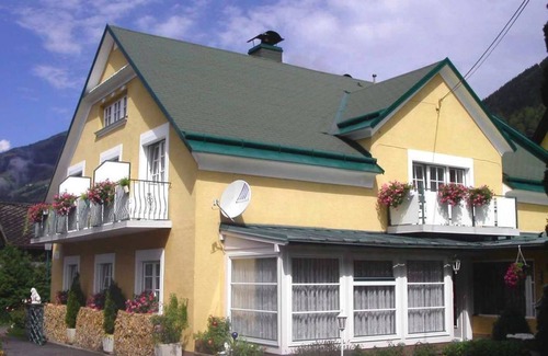 Obervellach Bed & Breakfast | Apartment/apartment/bungalow - Pension & Bungalow "Haus Rita"