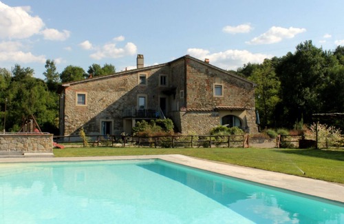 Pergine Valdarno Other | Apartment ARANCIONE with private entrance, equipped garden and shared pool.