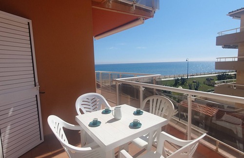 Els Griells Apartment | Apartment Artit C1