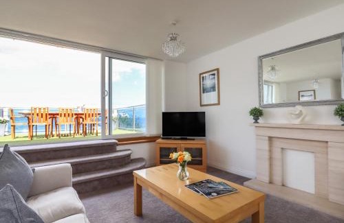 Babbacombe Apartment | Apartment at Morningside Hotel