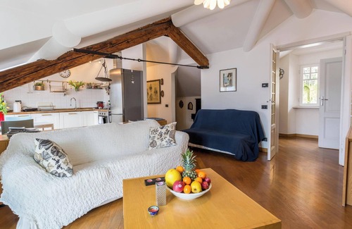 Como Apartment | Apartment "Attico Vista Lago" in Como with Lake View, Wi-Fi & Terrace