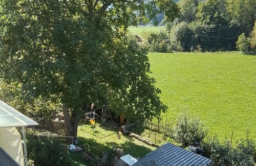 Anger Apartment | Apartment 'Auszeit' with Mountain View, Shared Garden and Wi-Fi