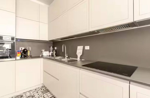 San Giovanni Apartment | Apartment between Colosseum and StJohn Basilica, close to metro An and C