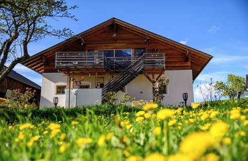 Castelrotto Apartment | Apartment 'Biohof Oberzonn Labe' with Mountain View, Shared Garden and Wi-Fi