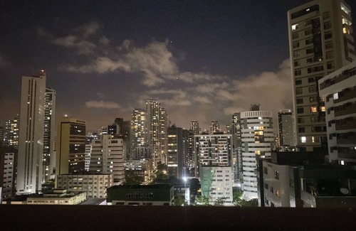 Boa Viagem Apartment | Apartment boa Viagem - 100 meters from the beach. In front of Acaiaca