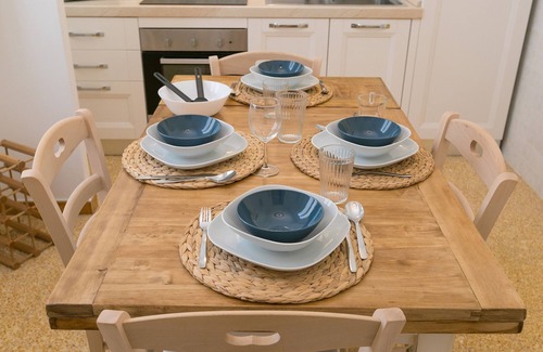 San Vincenzo Apartment | Apartment 'Brezza Marina' with Sea View and Wi-Fi