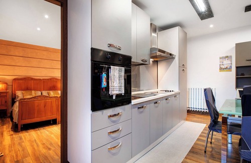 Aosta Apartment | Apartment 'Buthier' with Mountain View, Balcony and Wi-Fi
