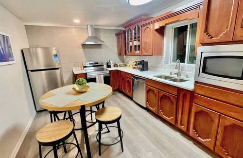 El Paso Apartment | Apartment C, Restful,Cozy, close Sunland Park Mall