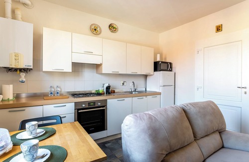 Uliveto Terme Apartment | Apartment Casa Moki with Wi-Fi & Terrace