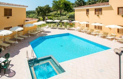 Sos Alinos Apartment | Apartment Cala Viola-1 by Interhome