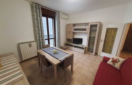 Liscate Apartment | Apartment casa antonio 10 minutes from linate 35 minutes from bergamo