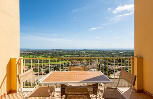 Is Molas Apartment | Apartment 'Casa Molas' with Wi-Fi and Air Conditioning