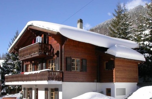 Fiesch Apartment | Apartment Castellani UG in Fiesch - 5 persons, 2 bedrooms