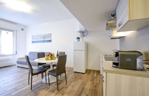 Sirmione Apartment | Apartment Cesare, in the heart of Sirmione, a stone's throw from the thermal baths