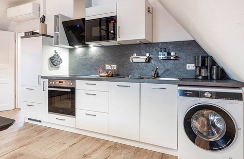 Soltau Apartment | Apartment 'Cosy In Soltau' with Private Terrace, Wi-Fi and Air Conditioning