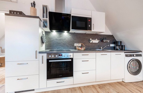 Soltau Apartment | Apartment 'Cosy In Soltau' with Private Terrace, Wi-Fi and Air Conditioning