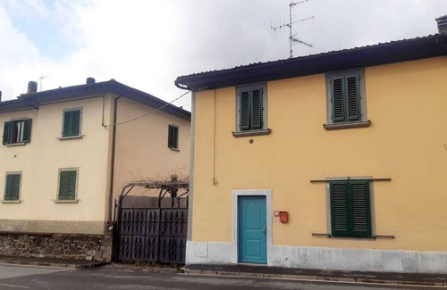 Cavallina Apartment | Apartment 'Da Valentino' with Air Conditioning